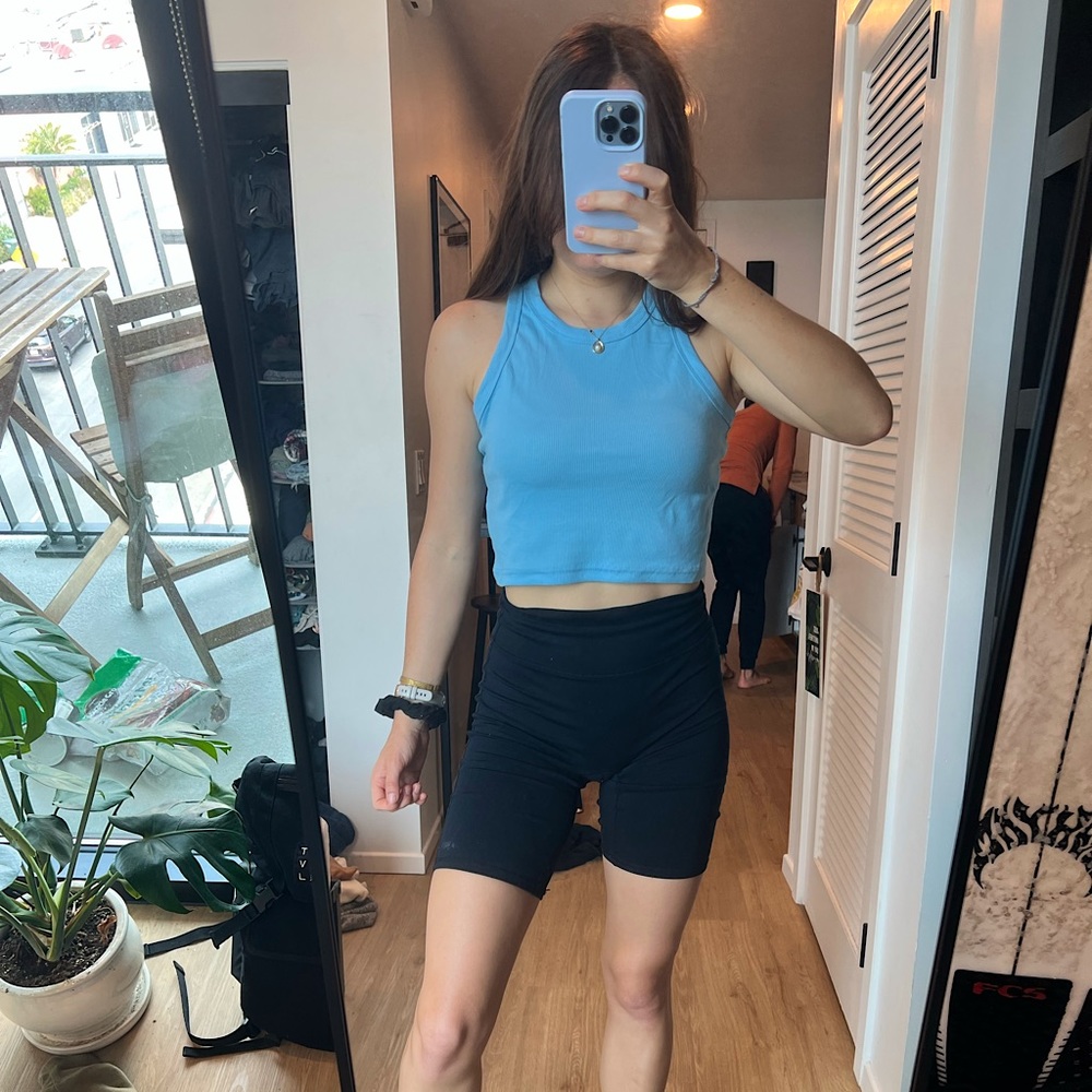 Blue cropped tank